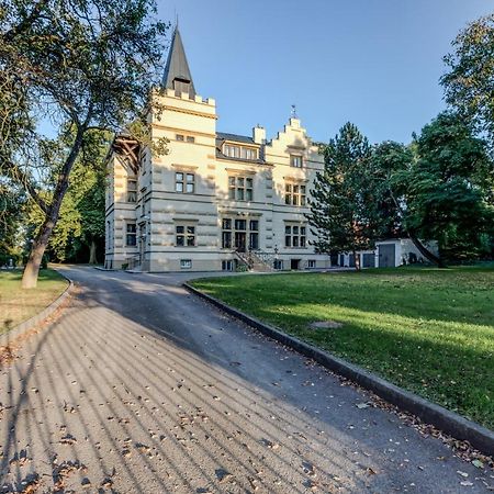 Vila Austerlitz Экстерьер фото